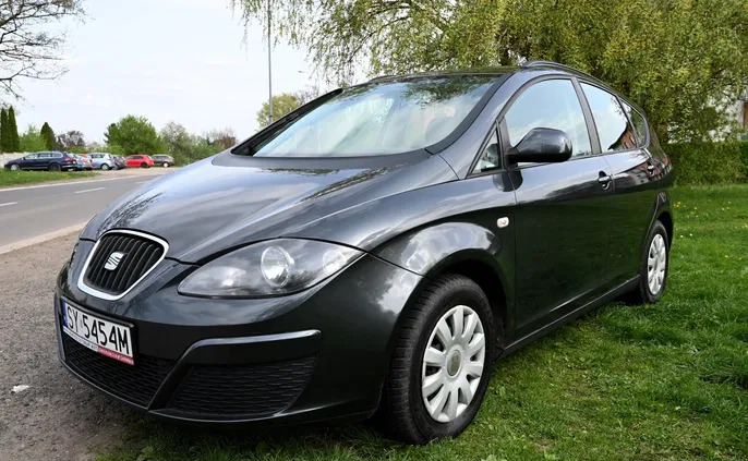 Seat Altea XL cena 22700 przebieg: 145000, rok produkcji 2012 z Działdowo małe 379